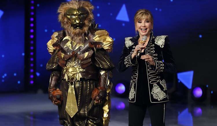 Il Cantante Mascherato, Leone: “Ecco chi è, sono sicura!”, Rita Dalla Chiesa svela il nome preview