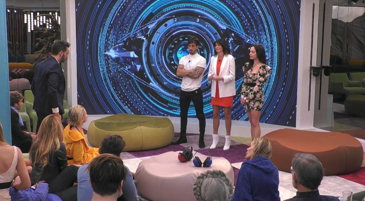 Grande Fratello Vip, Pasquale eliminato: Ivan Gonzalez e Carlotta Maggiorana in nomination preview