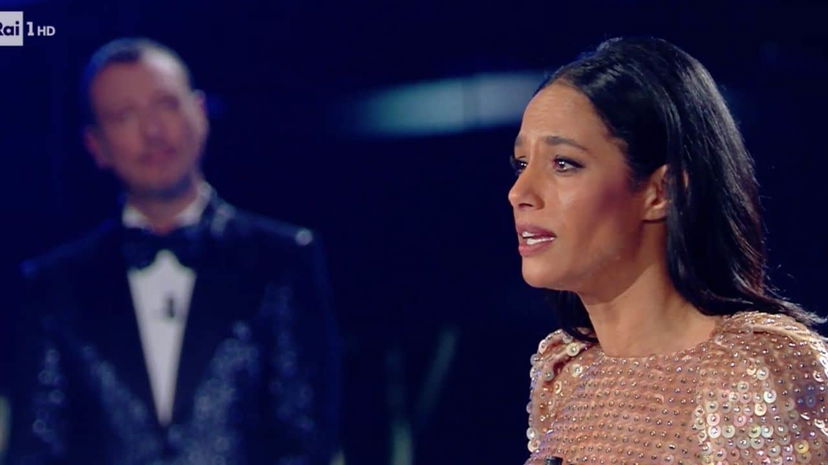 Rula Jebreal, monologo contro la violenza sulle donne a Sanremo 2020: straziante storia di sua madre preview