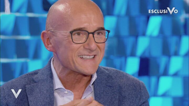 Alfonso Signorini: racconta coming out con i genitori, l’ex fidanzato Paolo Galimberti preview