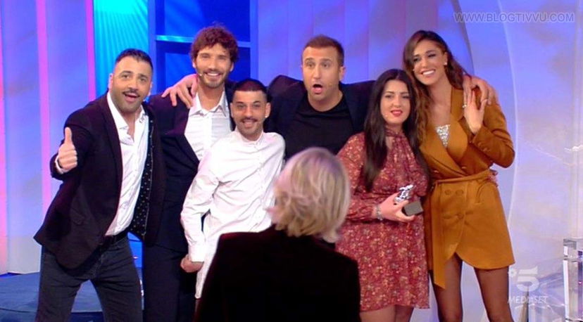 Pio e Amedeo a C’è posta per te: Belen Rodriguez al posto di Maria De Filippi ma Stefano spoilera tutto preview