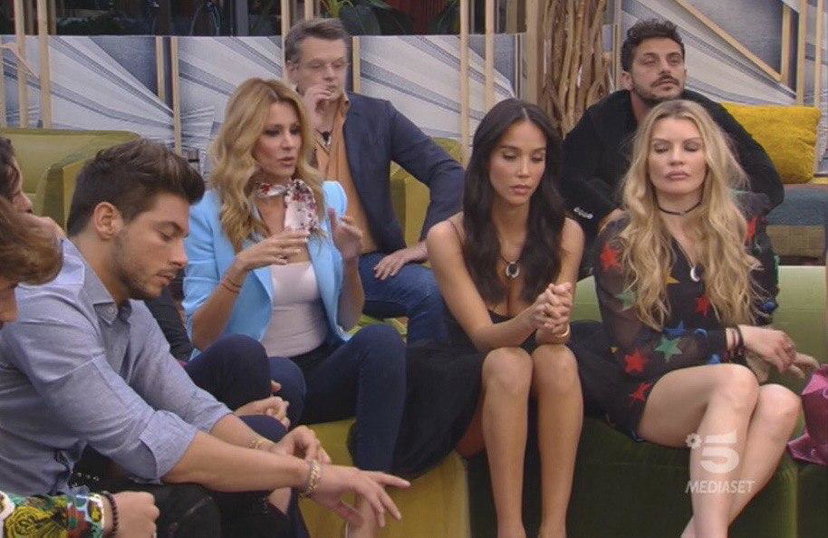 Grande Fratello Vip, concorrente minaccia di uscire: “E’ stato un San Valentino di merd*, io esco!” preview