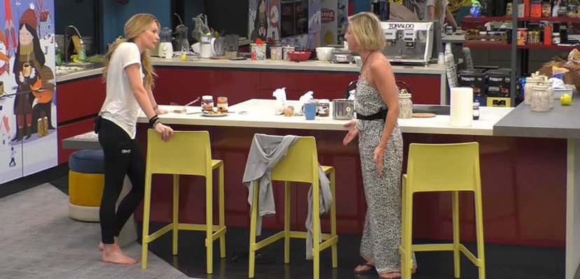 GF Vip, Antonella Elia sbotta contro Licia Nunez: “Non mi parlare più e lasciami in pace!” preview