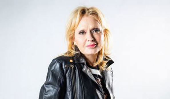 Rita Pavone a Sanremo 2020: “Niente (Resilenza 74)” (TESTO) preview