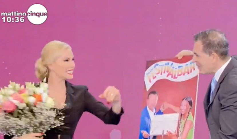 Amadeus: sorpresa a Federica Panicucci in diretta, ecco cosa è successo (VIDEO) preview