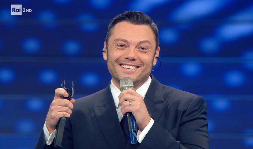 Tiziano Ferro, Sanremo 2020: toccante monologo “Non sono sbagliato” (VIDEO) preview