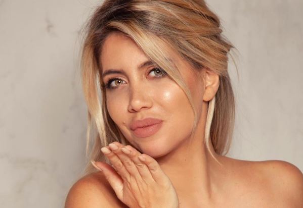 San Valentino 2020 Vip, frasi d’amore: da Mara Venier a Wanda Nara e Laura Pausini – VIDEO preview