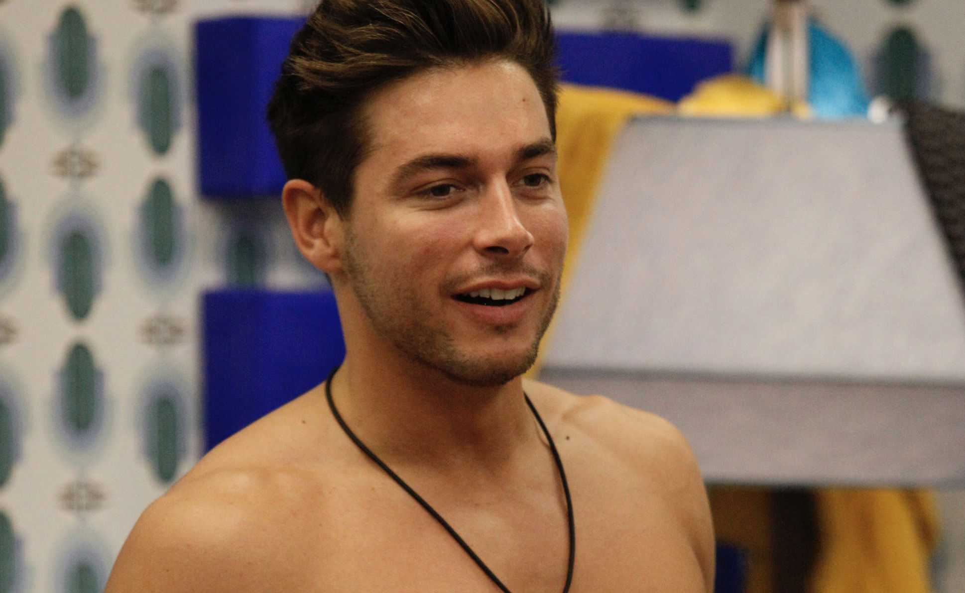 Grande Fratello Vip, Andrea Denver ha bestemmiato? Fan di Clizia all’attacco