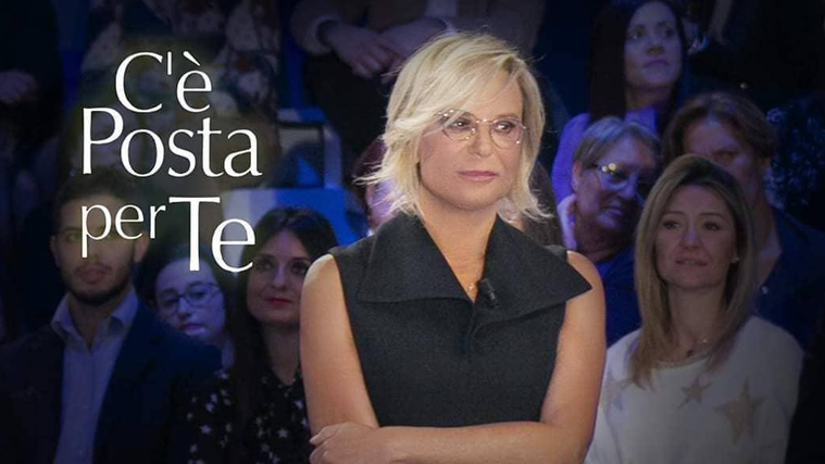 C’è posta per te, ultima puntata: Maria De Filippi chiude stagione ma lo show si allunga article-post
