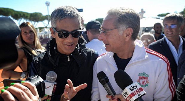 Fiorello "contro" Paolo Bonolis: "Ma che senso ha una sfida TV oggi?"