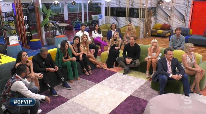 Coronavirus e Grande Fratello Vip: vietati i contatti con l’esterno – VIDEO preview