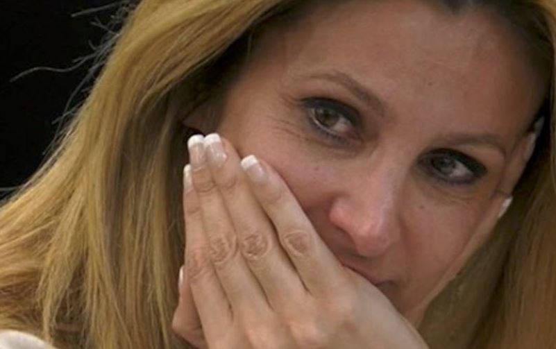 Grande Fratello Vip, Adriana Volpe piange per il Coronavirus: “Cosa cavolo ci frega di litigare?” preview