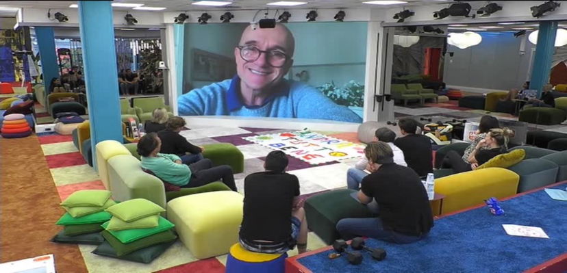 GF Vip, Signorini aggiorna sul Coronavirus: Papa Francesco “simbolo del dolore” preview