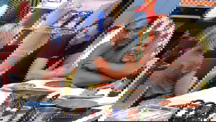 Grande Fratello Vip, Denver “cotto” di Adriana Volpe: “Mi ha scombussolato…” preview