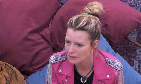Grande Fratello Vip, Licia Nunez parla della morte del padre