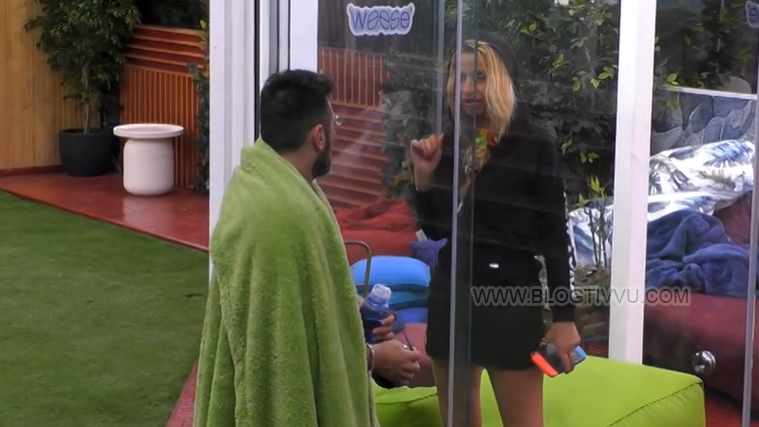 Grande Fratello Vip, Sossio Aruta sbotta: “Antonella e Adriana non hanno rispetto” preview