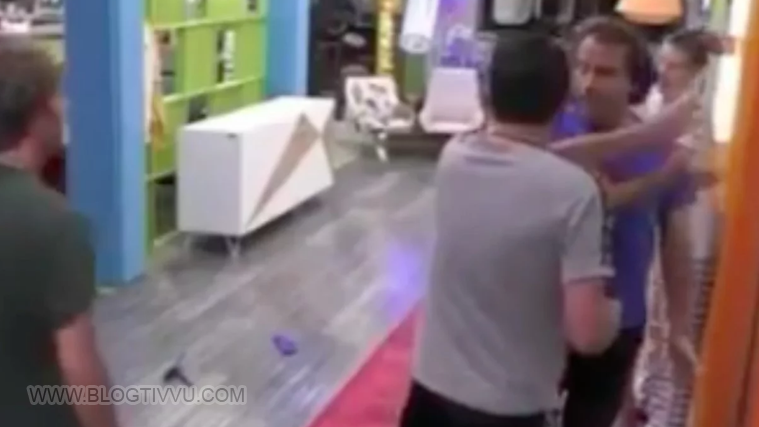 Grande Fratello Vip, lite tra Sossio e Zequila
