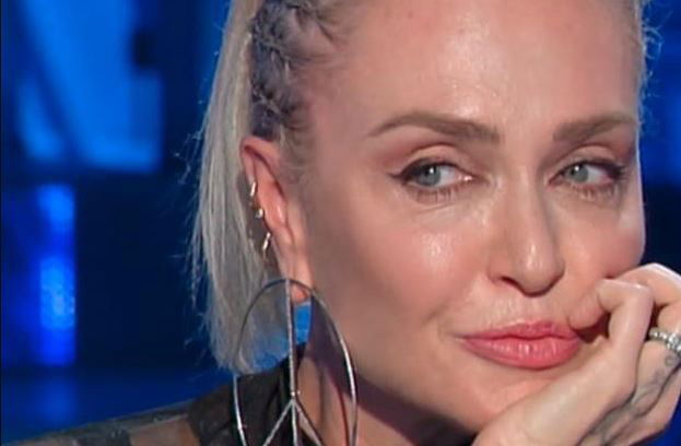 Paola Barale: “no” a Ballando con le stelle per l’Isola dei Famosi? L’indiscrezione preview