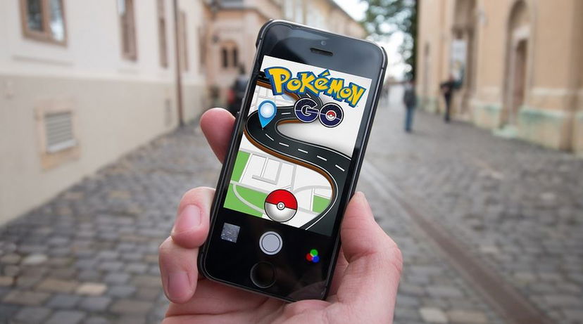 Nuova autocertificazione Coronavirus da scaricare: ma a Como c’è chi va a caccia di Pokémon preview