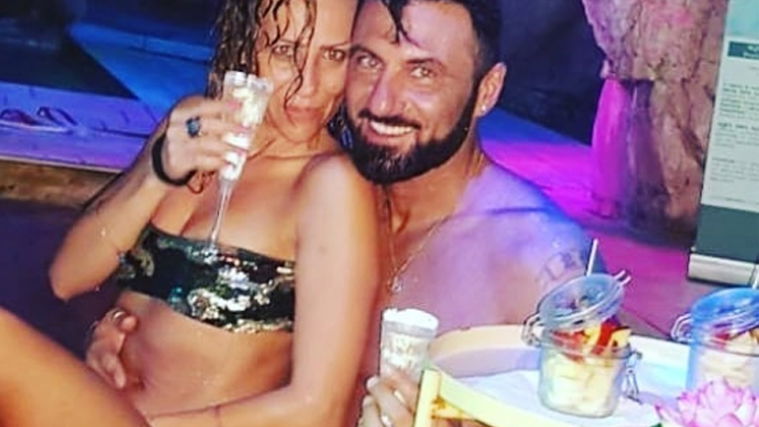 Ursula “disperata”: “Sossio mi manchi, abbiamo bisogno di te!” Aruta lascia il GF Vip? preview