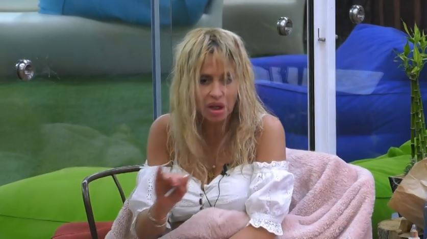 GF Vip, Valeria Marini: “Antonella Elia? O cambia oppure me ne vado”, l’ultimatum article-post