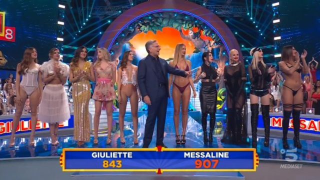 Ciao Darwin 8, Giuliette contro Messaline: Giorgia Palmas “sfida” Taylor Mega preview