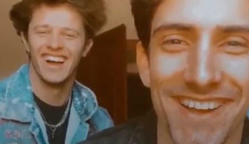 Amici 19, Javier e Nicolai si conoscevano? Spuntano like e commenti (ma la polemica si sgonfia sul nascere) preview