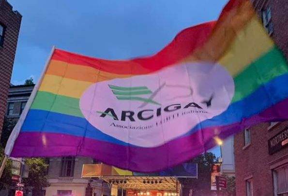 Arcigay contro termine congiunti