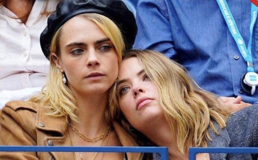 Cara Delevingne e Ashely Benson si sono lasciate: stavano insieme da due anni article-post