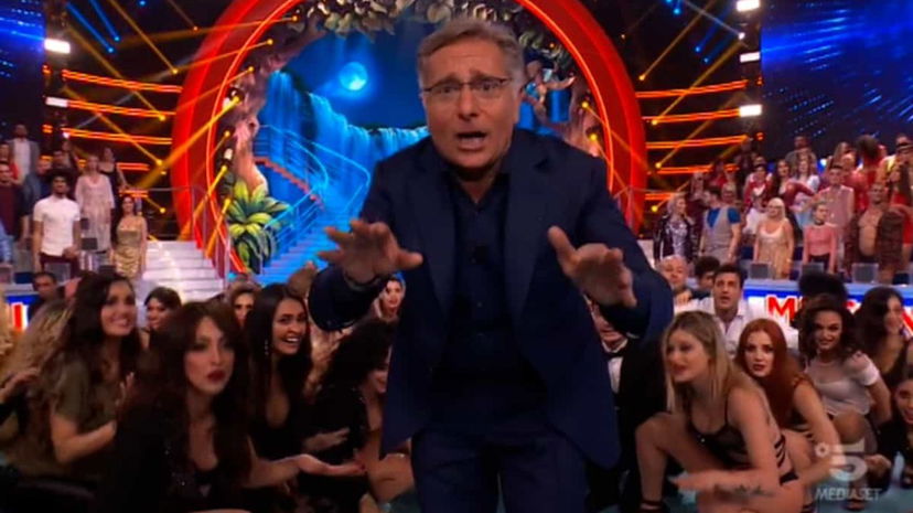 Ciao Darwin 9 ci sarà? Parlano Sonia Bruganelli e Paolo Bonolis preview