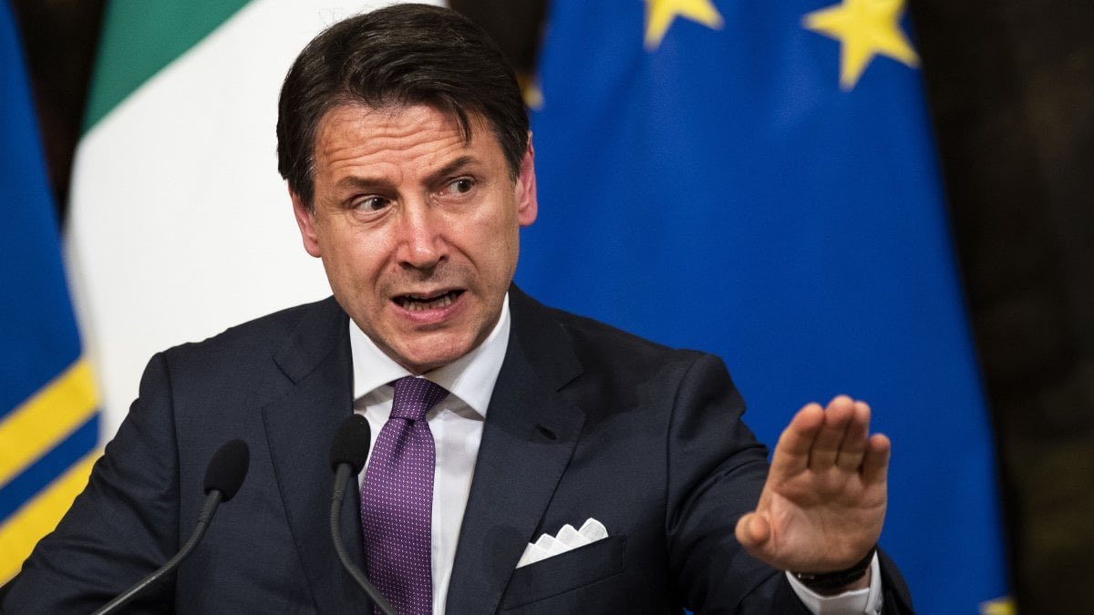 Fase 2, Conte