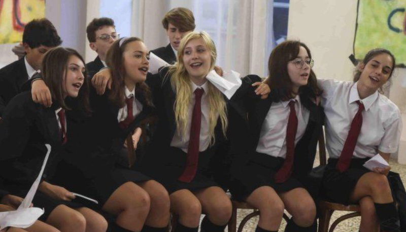 Ex de Il Collegio fa coming out: “Sono bisessuale” e rivela chi “bomba” – VIDEO preview