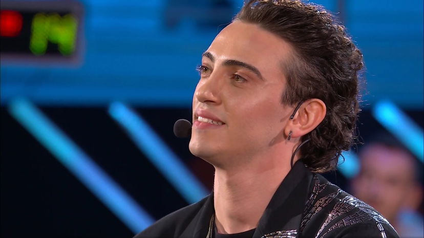 Amici Speciali, Michele Bravi rompe il silenzio e ringrazia Maria De Filippi (VIDEO) preview