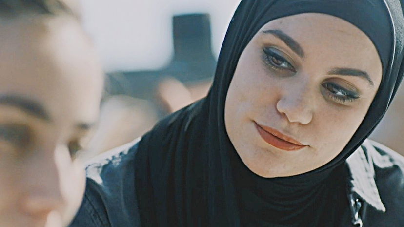 Sana Allagui di Skam Italia 4, l’attrice è davvero musulmana? Beatrice Bruschi risponde preview