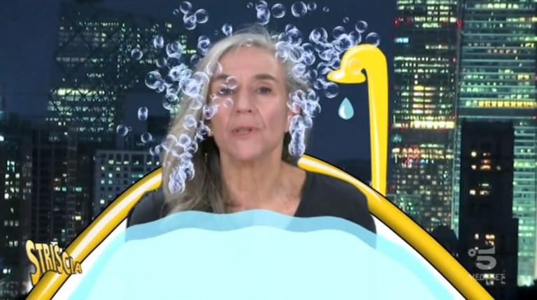 Striscia La Notizia Volgare Ironia Su Giovanna Botteri Fake News 
