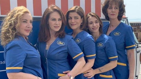 Vivi e lascia vivere 2 ci sarà? Elena Sofia Ricci frena, Pappi Corsicato “ho già un’idea” preview