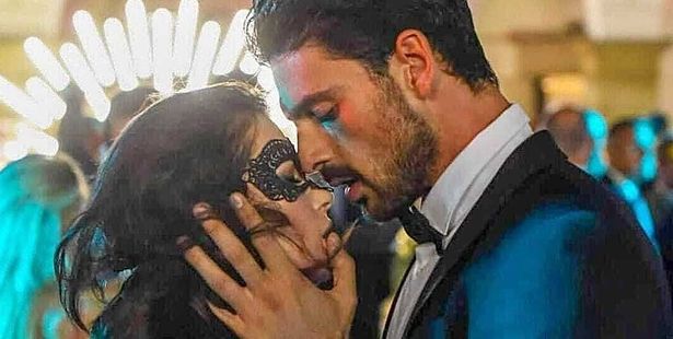 365 Giorni, Codacons contro film con Michele Morrone: ecco il motivo preview