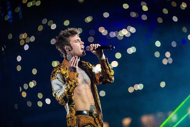 Fedez cambia lavoro: ecco cosa farà in futuro preview