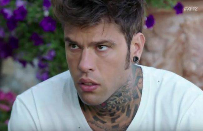 Fedez querelato da Codacons