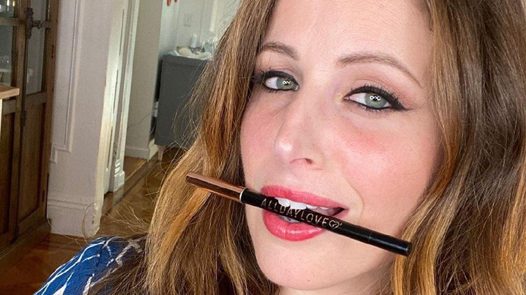 ClioMakeup Zammatteo lascia New York e torna in Italia: ecco per quale motivo (VIDEO) preview