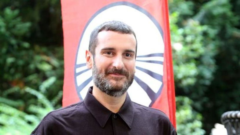 “Pechino Express senza Costantino Della Gherardesca non si guarda!”, conduttore ci sarà? La replica preview