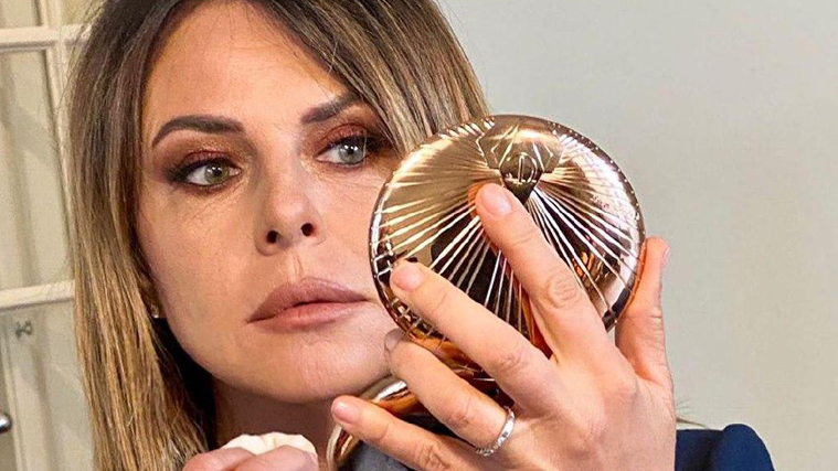 Paola Perego e l’esorcista: “Ho bruciato cuscini e materassi, sembravo posseduta” article-post