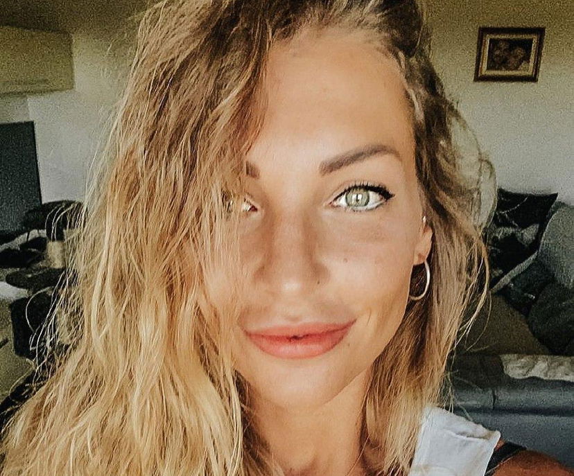 Tara Gabrieletto dimentica Cristian Gallella con un misterioso uomo? – VIDEO preview