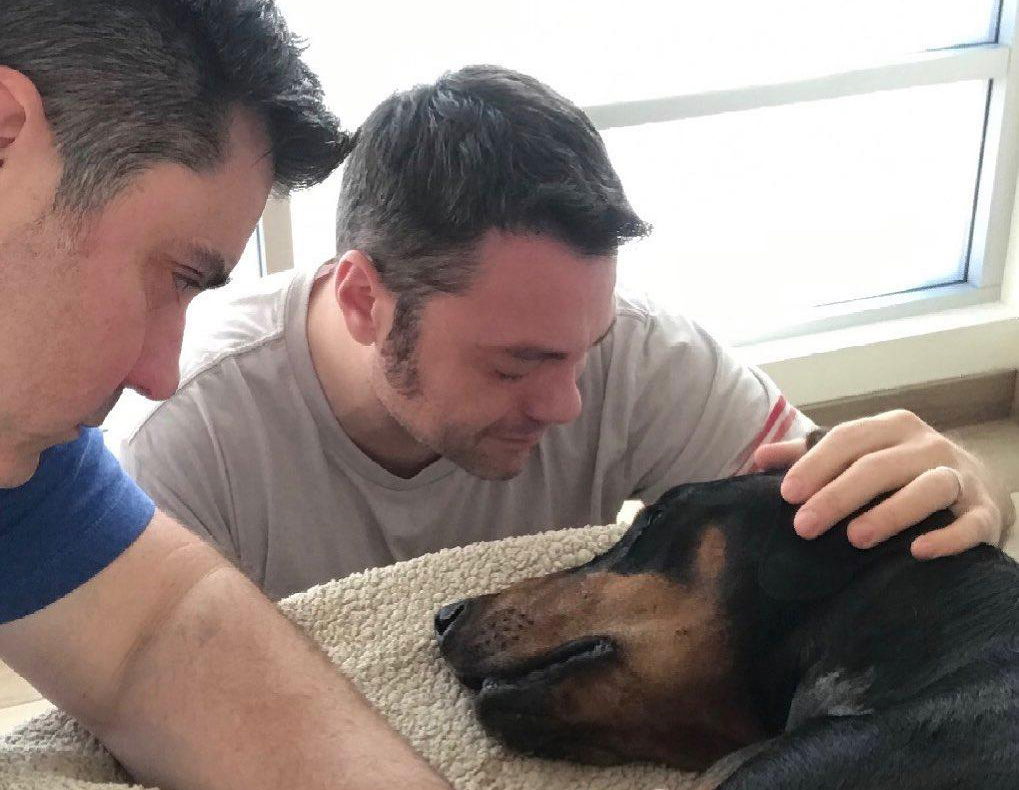 E’ morto Beau, il cane di Tiziano Ferro