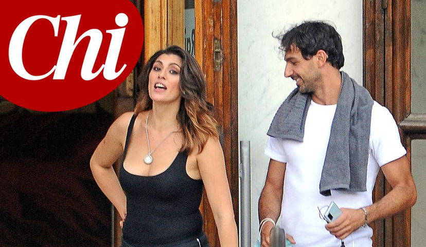 Bacio tra Elisa Isoardi e Raimondo Todaro prima di Ballando con le stelle (FOTO) preview