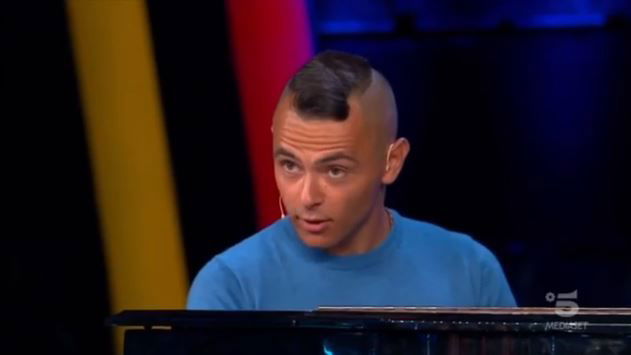 “Devi stare zitto!”, lite a Tu si que vales: Lucilio Jr Rizzo contro Rudy Zerbi, Maria De Filippi “tanta rabbia” preview