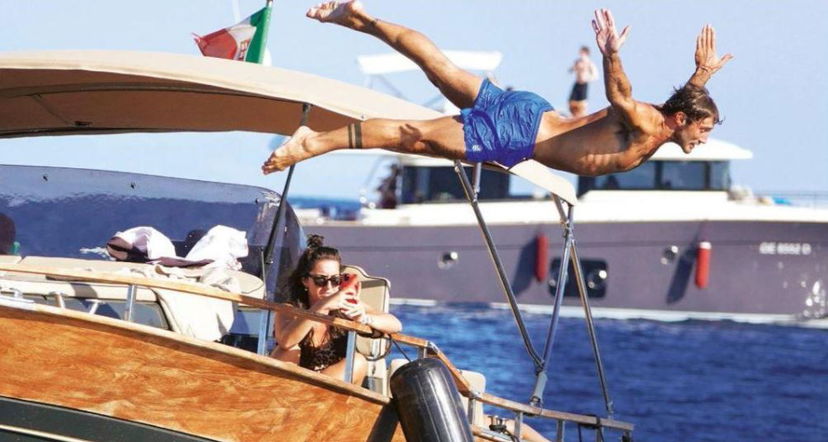 “Stefano De Martino cerca Belen”, destinati a stare insieme: “La Rodriguez non è pronta” preview