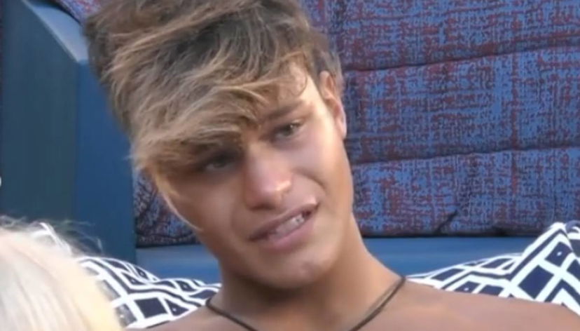 Denis Dosio squalificato dal Grande Fratello Vip? Televoto annullato: il comunicato ufficiale preview