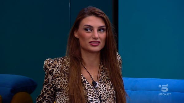 Ex di Franceska Pepe choc: “Mi ha offerto 300 euro per stare zitto, so tante cose di lei” article-post