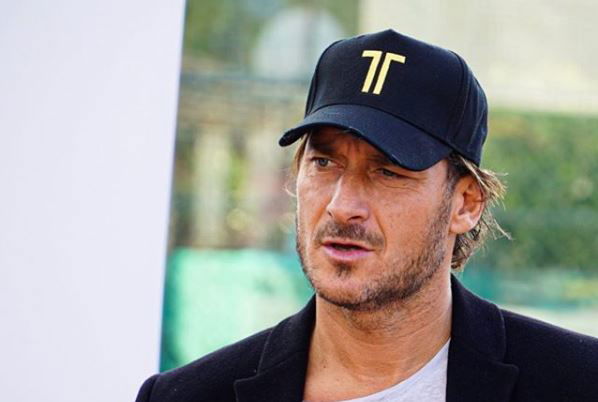 Enzo, papà di Francesco Totti morto a 76 anni: aveva il Covid article-post